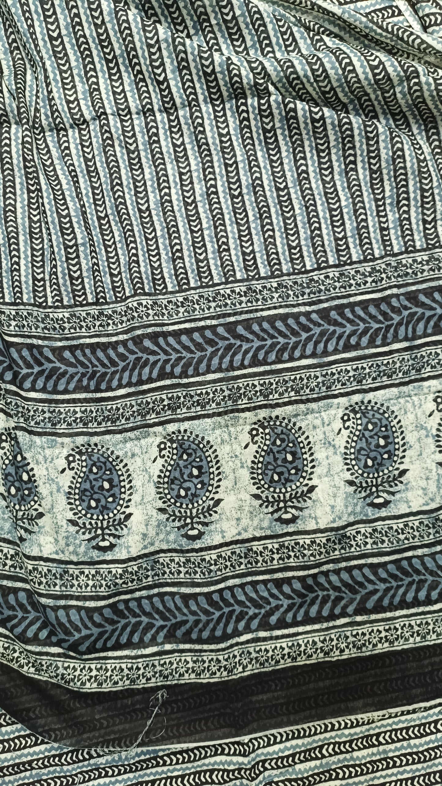 Blackgrey pholpatti Suit