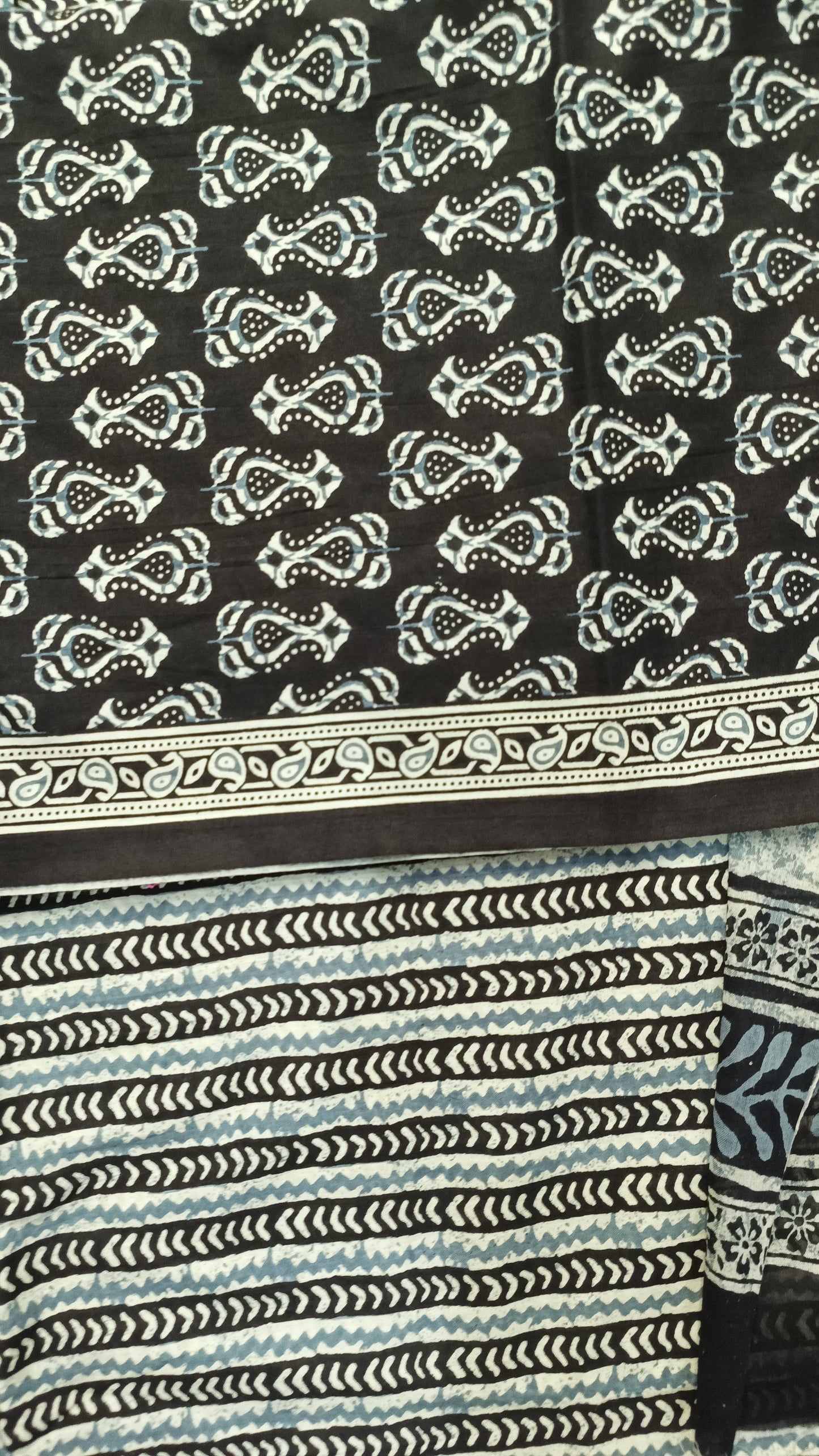 Blackgrey pholpatti Suit