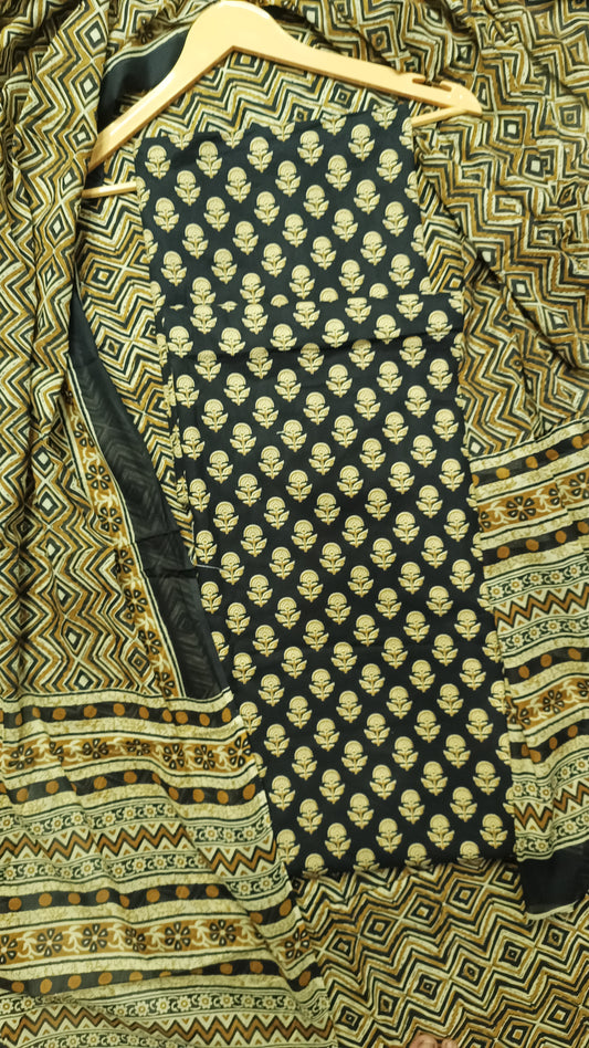 BlackMustard pholpatti Suit