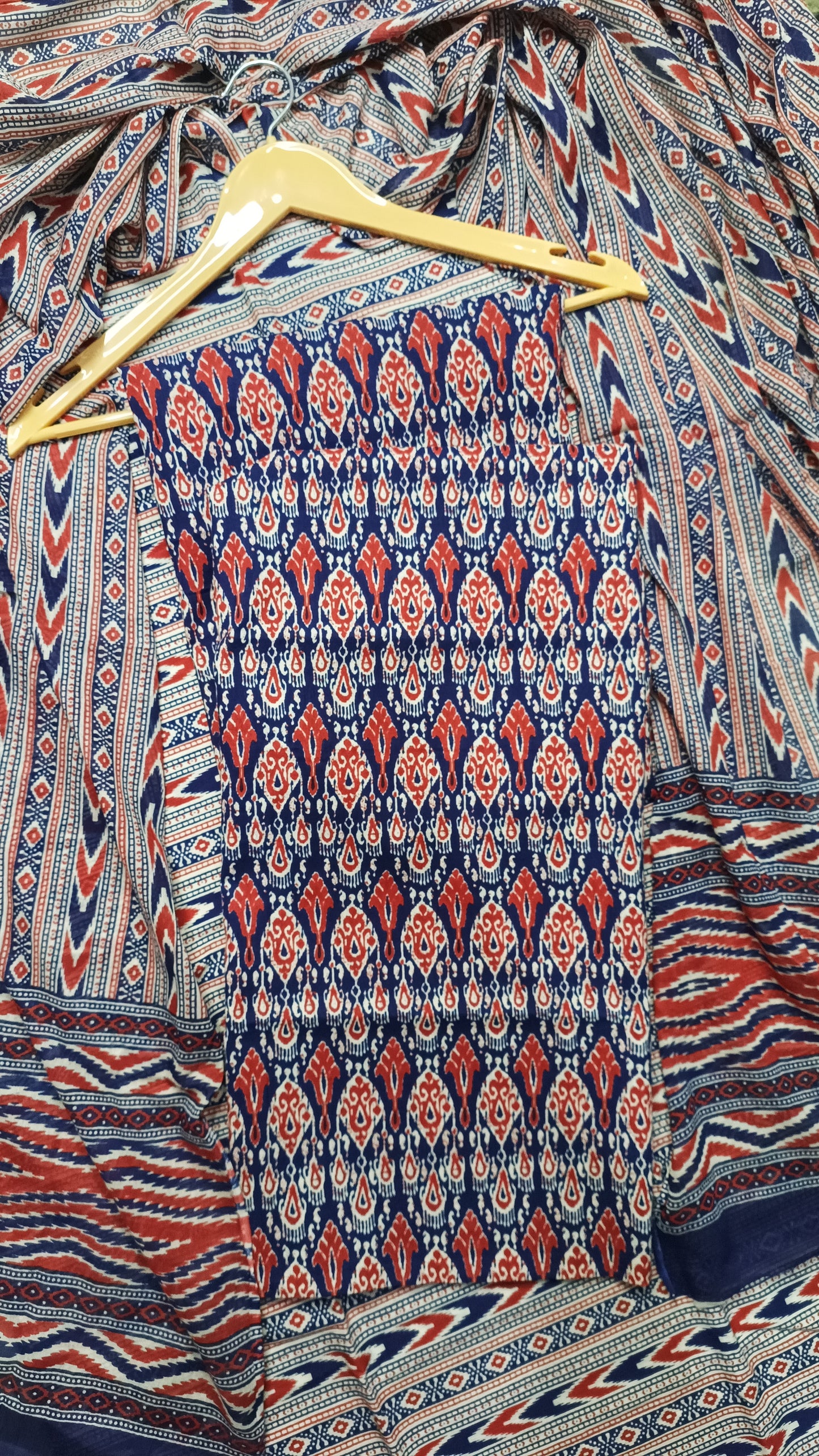 Navi/Red printed Suit