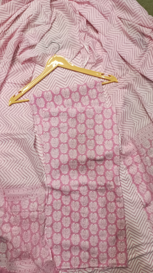 Pink feather Printed Suit