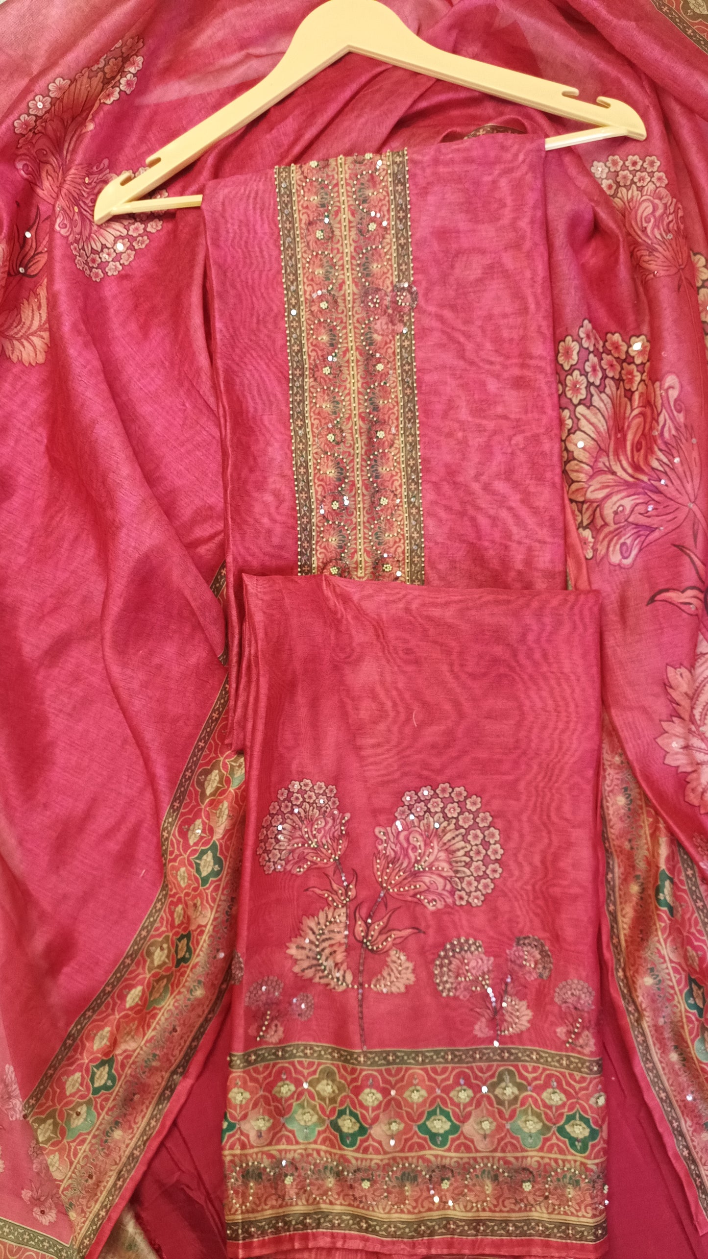 Carrot Maheshwari suits