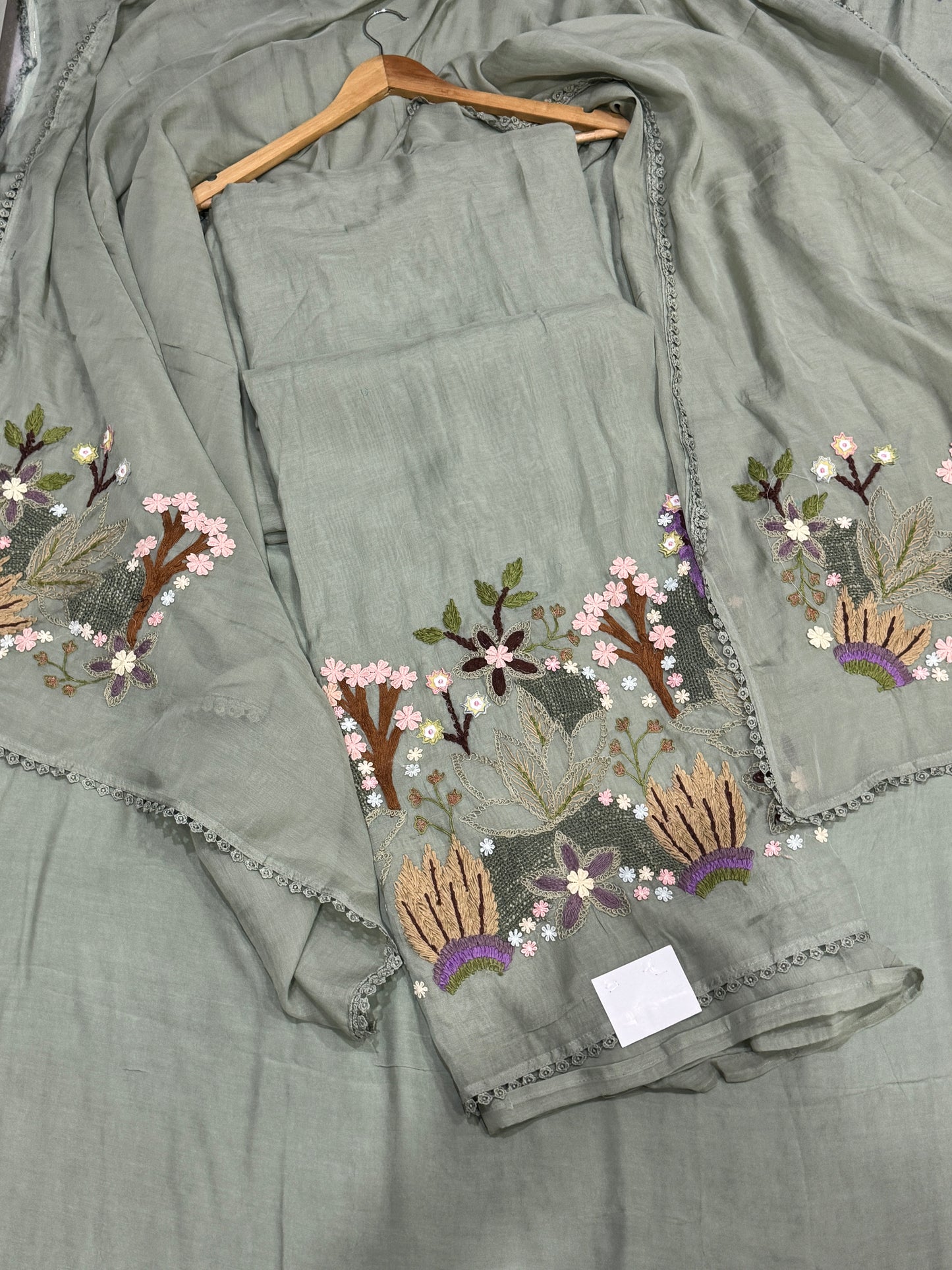 Olive Anchor Thread Mul Suit