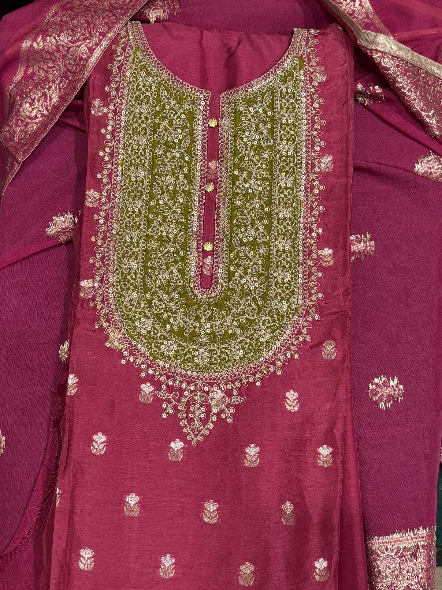 Muslin Brick Banasri Suit