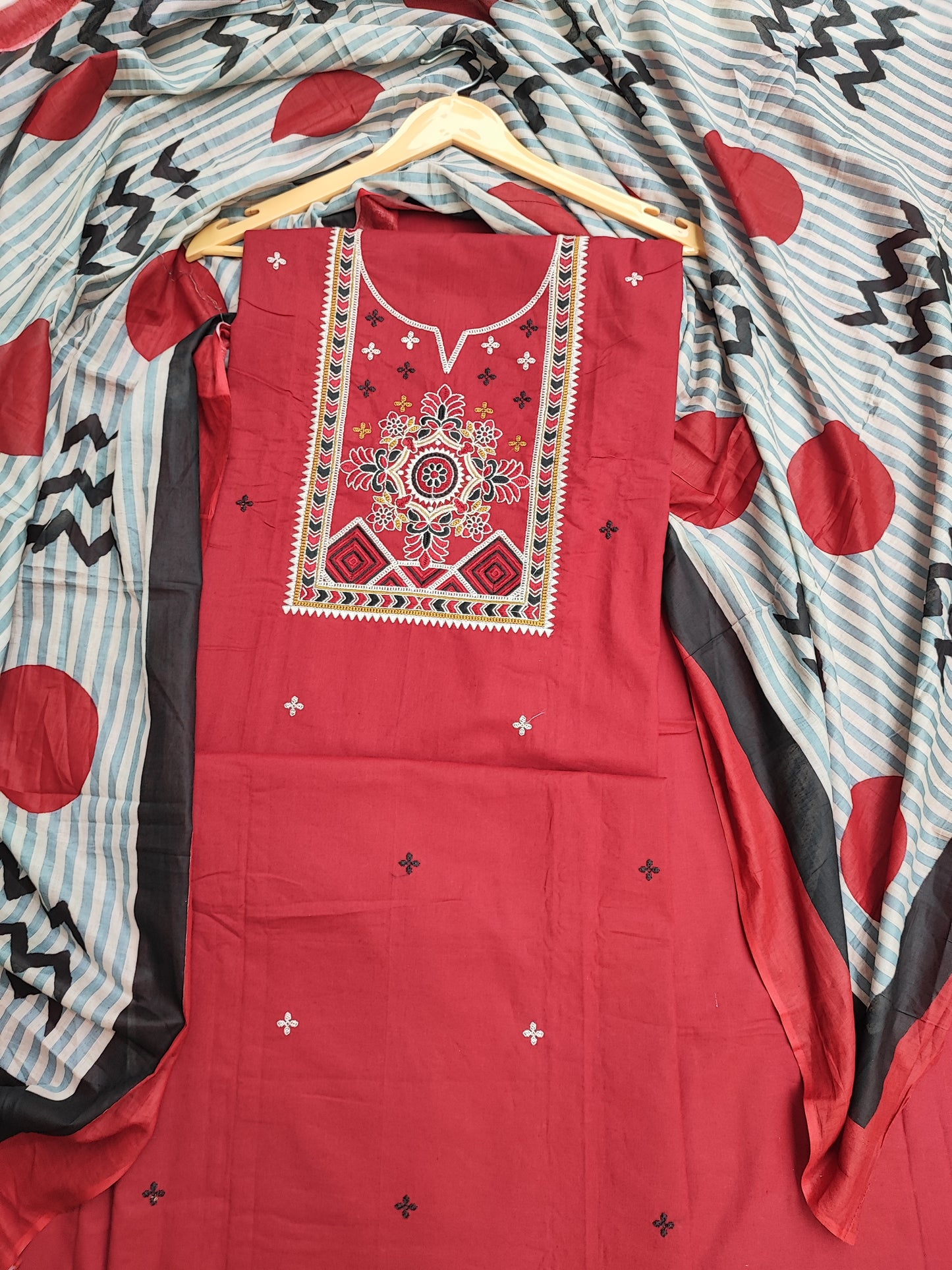 Red Kutch work