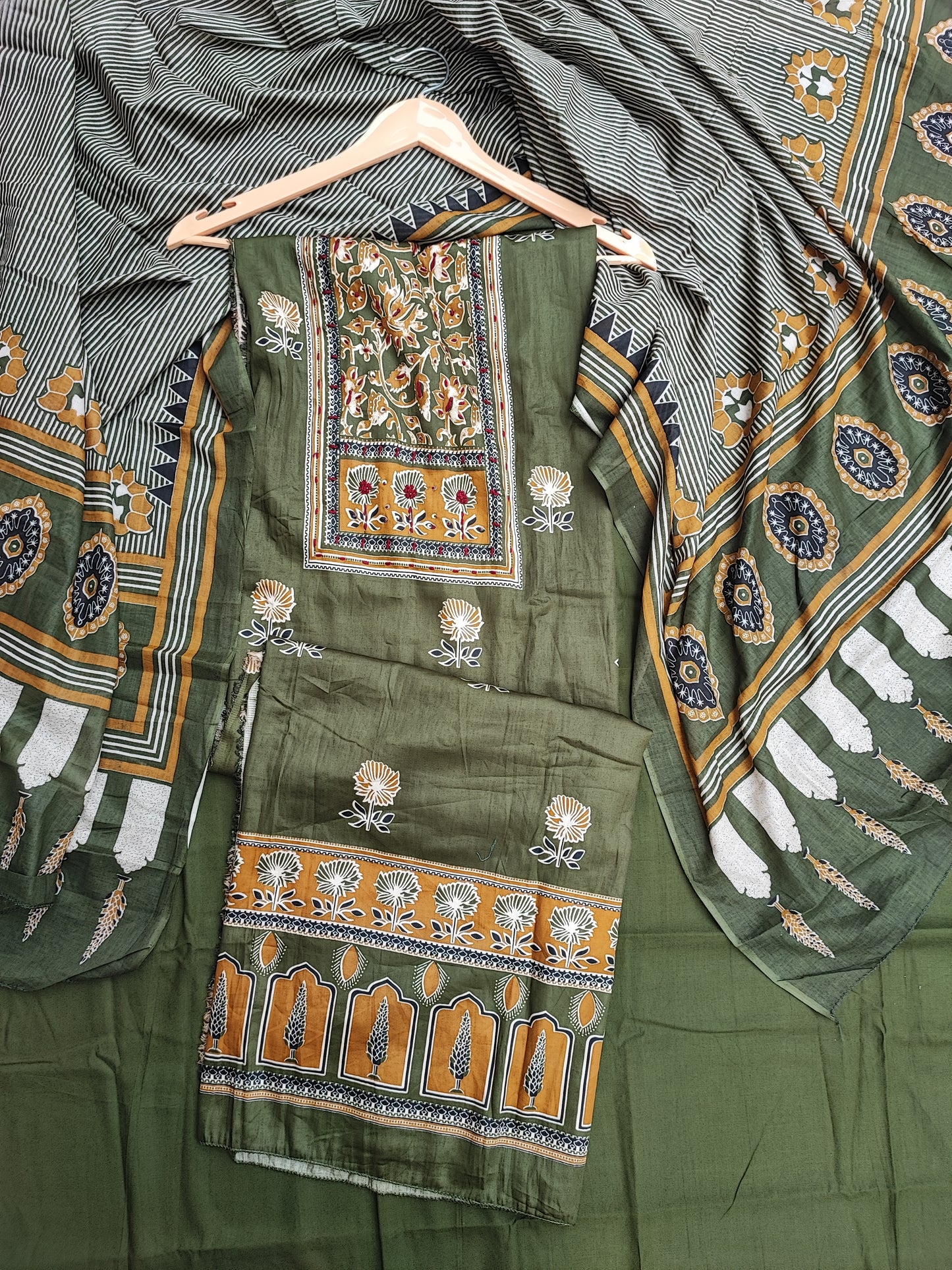 Green printed Suit