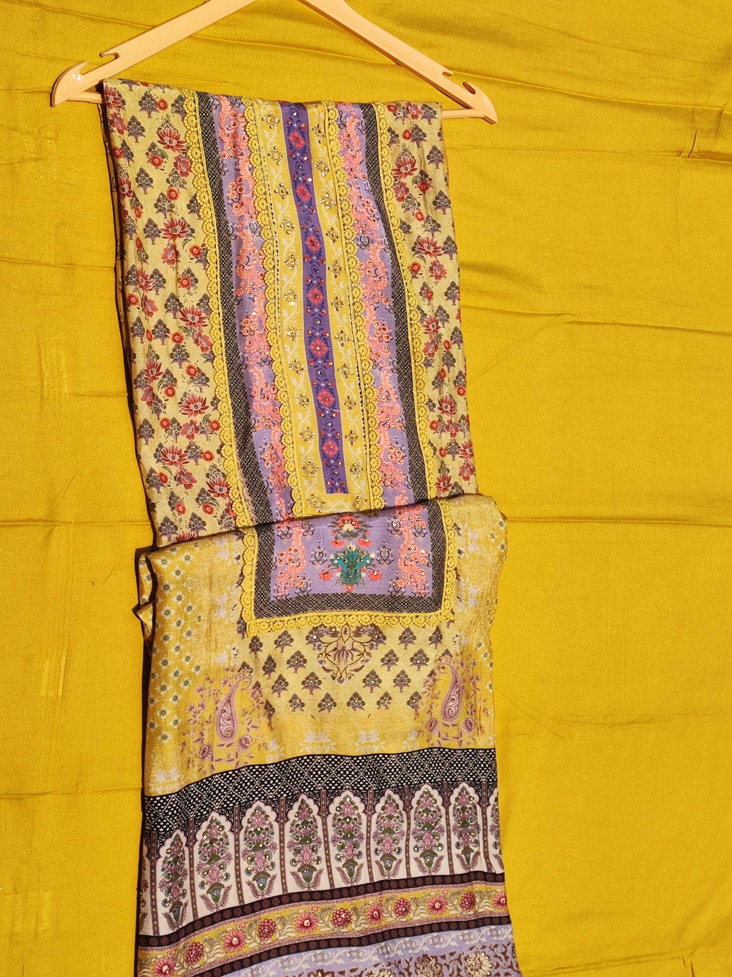 Muslin Mustard Printed suit