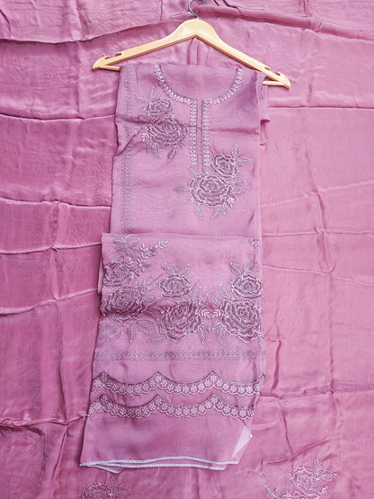 Rose pink organza dupatta with scalloped embroidered borders