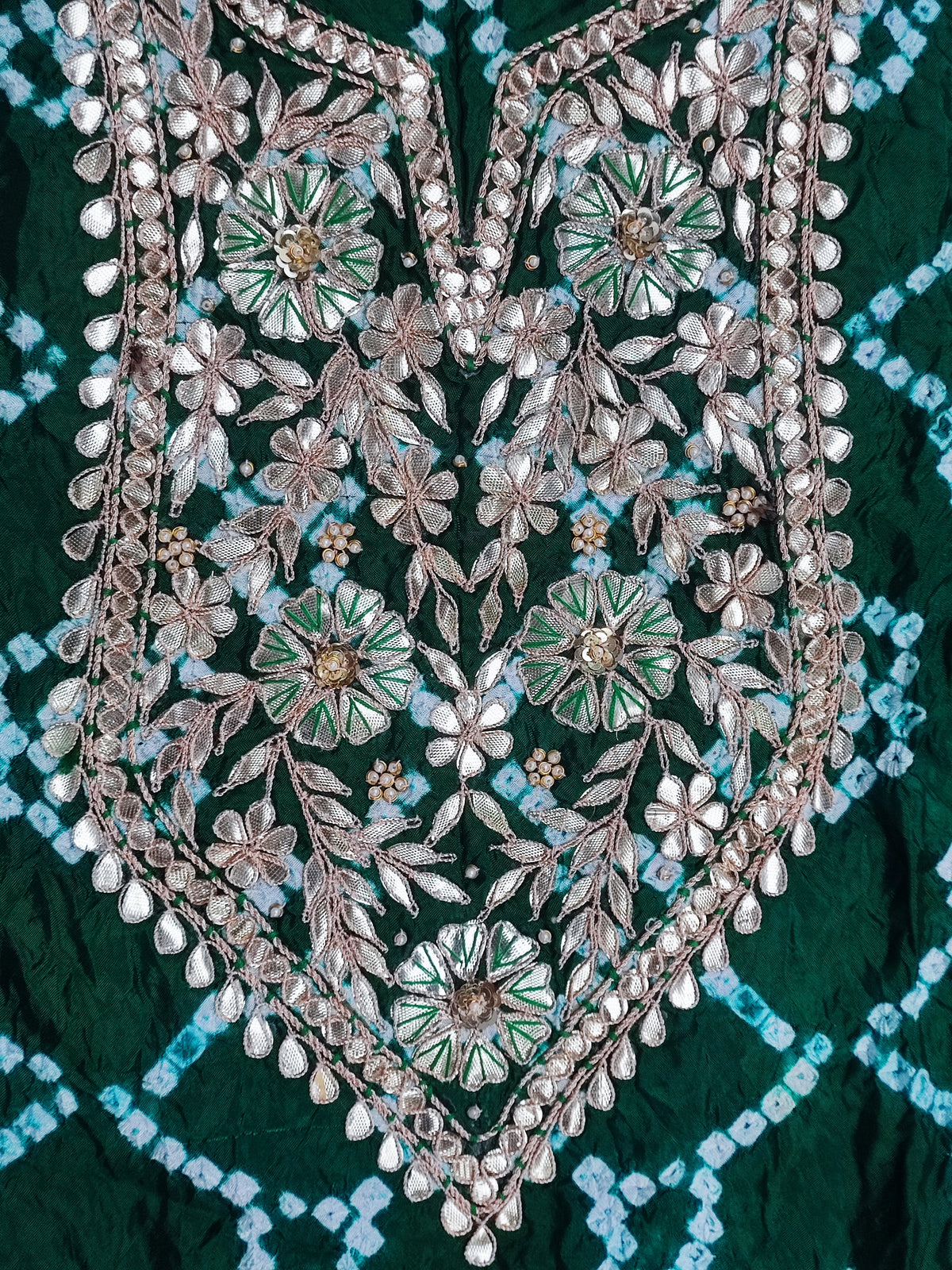 Bottle green bandhani dupatta with gota lace and tassel