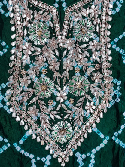 Bottle green bandhani dupatta with gota lace and tassel