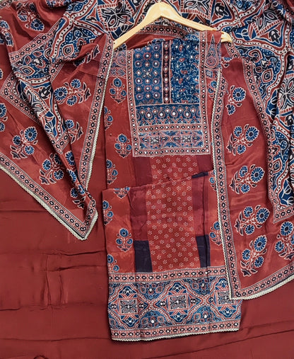 Rust Geometric Print Crepe Suit