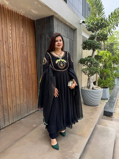 MOR Black Suit