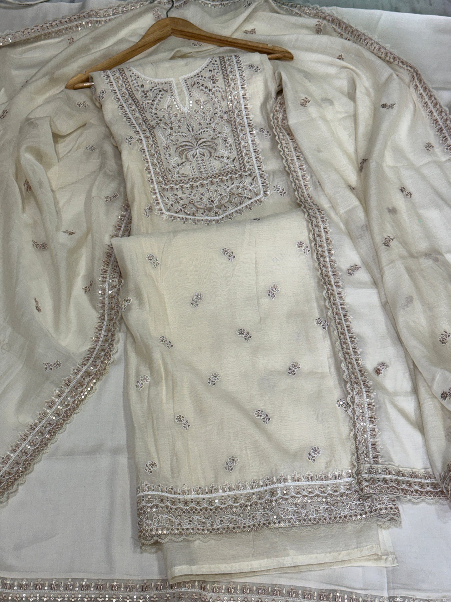 Ivory Mul Suit