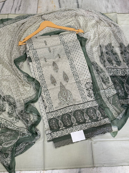 Green Printed Mul Suit