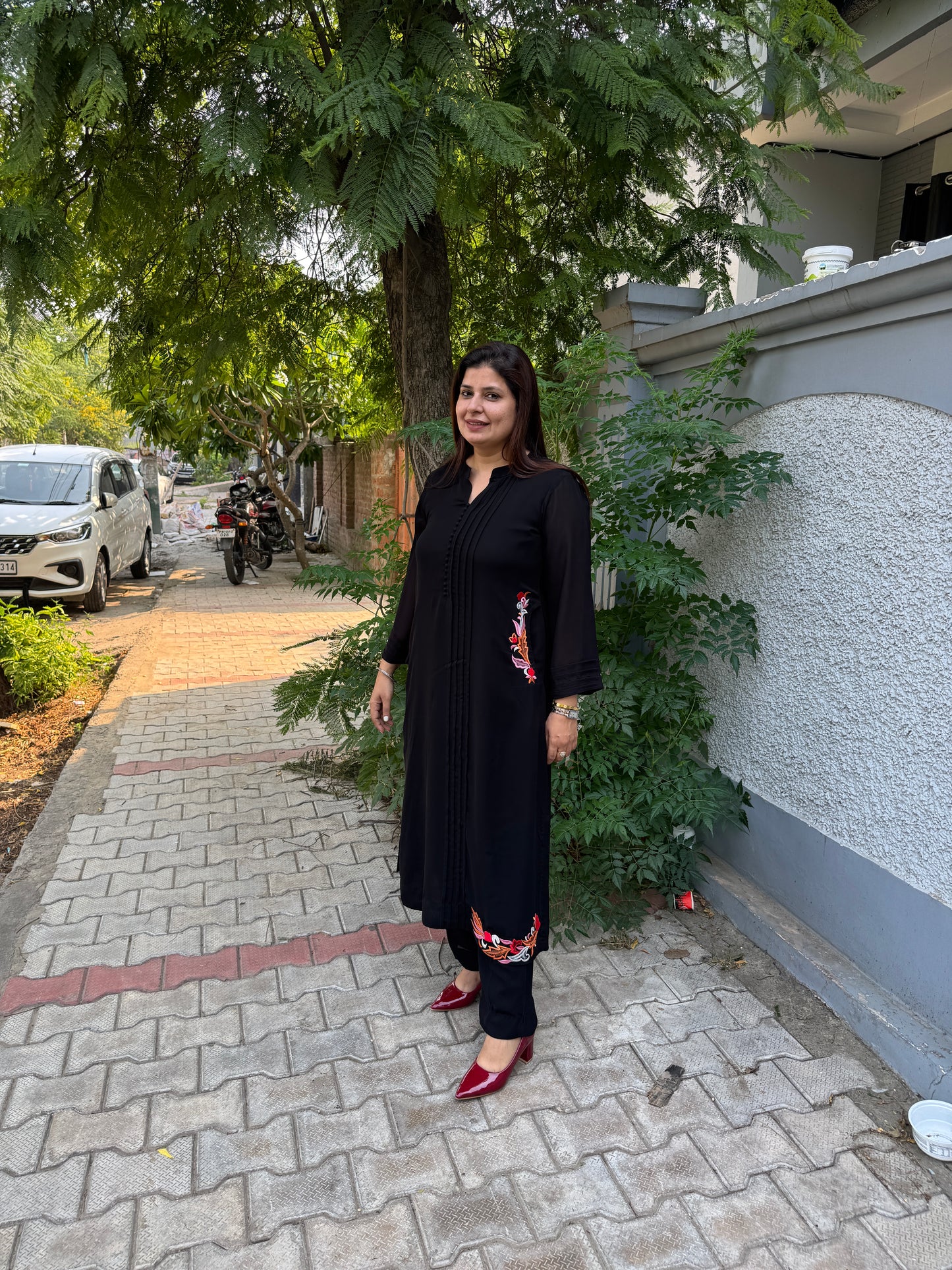 IMLI Black Suit